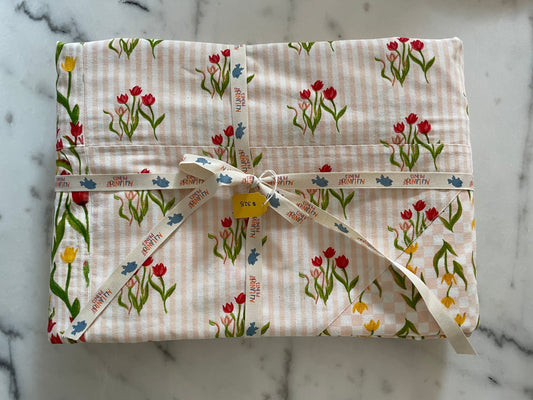 Petite Bouquet Reversible Tablecloth